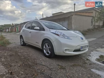 Авто Nissan Leaf 2017 № 7403143