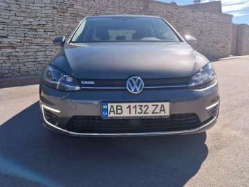 Авто Volkswagen E-Golf 2020 № 7403188
