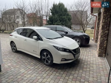 Авто Nissan Leaf 2019 № 7403193