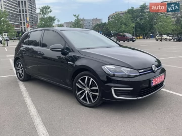 Авто Volkswagen E-Golf 2019 № 7403223