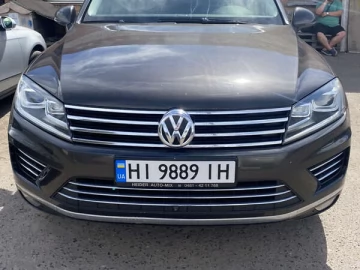 Авто Volkswagen Touareg 2015 № 7403288