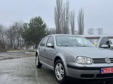Авто Volkswagen Golf 2002 № 7403445