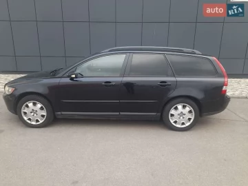 Авто Volvo V50 2006 № 7403478