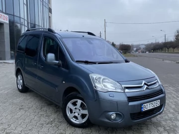 Авто Citroen Berlingo 2010 № 7403825