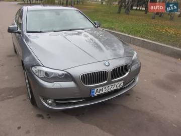 Авто BMW 5 Series 2013 № 7404012
