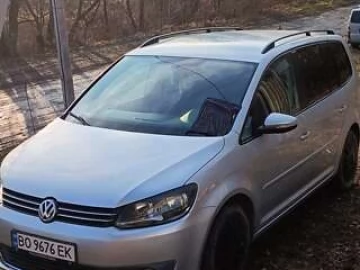 Авто Volkswagen Touran 2011 № 7404578
