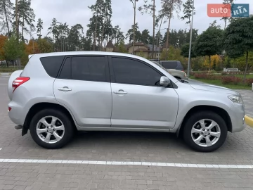 Авто Toyota Rav4 2011 № 7404592