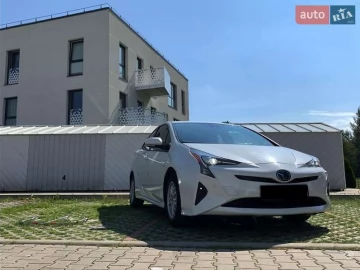 Авто Toyota Prius 2018 № 7404681