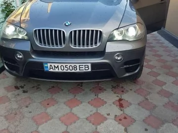 Авто BMW X5 2010 № 7404691