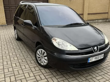 Авто Peugeot 807 2004 № 7404952