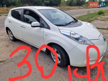 Авто Nissan Leaf 2015 № 7405136