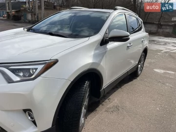 Авто Toyota Rav4 2017 № 7405321