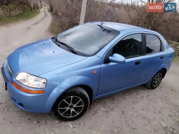 Авто Chevrolet Aveo 2005 № 7405417