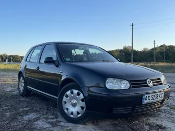 Авто Volkswagen Golf 2000 № 7405454