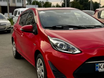 Авто Toyota Aqua 2017 № 7405770
