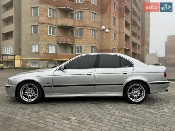 Авто BMW 5 Series 2001 № 7406227