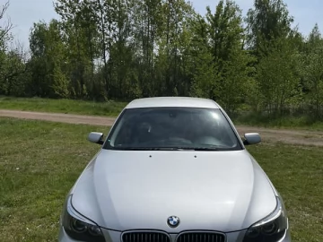 Авто BMW 5 Series 2003 № 7406320