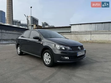 Авто Volkswagen Polo 2018 № 7406361