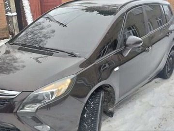 Авто Opel Zafira Tourer 2012 № 7406418