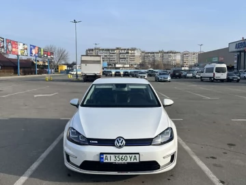 Авто Volkswagen E-Golf 2015 № 7406422
