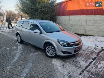 Авто Opel Astra 2011 № 7407037