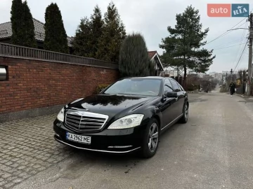 Авто Mercedes S-Class 2005 № 7407245
