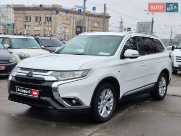 Авто Mitsubishi Outlander 2015 № 7407441