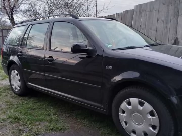 Авто Volkswagen Golf 2000 № 7407950