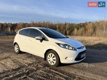 Авто Ford Fiesta 2012 № 7408084