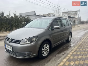 Авто Volkswagen Touran 2011 № 7408100