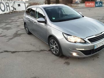 Авто Peugeot 308 2015 № 7408237