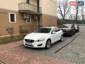 Авто Volvo S60 2011 № 7408273
