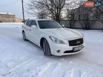 Авто Infiniti M25 2011 № 7408351