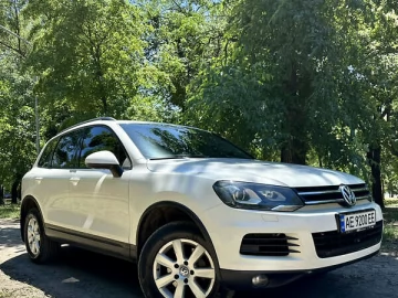 Авто Volkswagen Touareg 2011 № 7408907