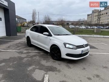 Авто Volkswagen Polo 2013 № 7409533