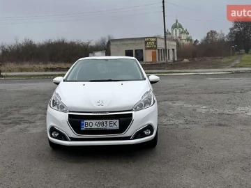 Авто Peugeot 208 2016 № 7409690