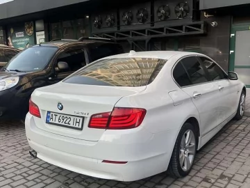 Авто BMW 5 Series 2012 № 7410100