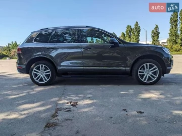 Авто Volkswagen Touareg 2016 № 7411566