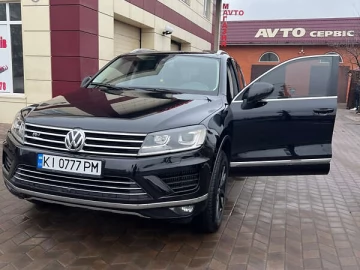 Авто Volkswagen Touareg 2016 № 7411594