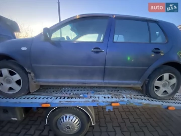 Авто Volkswagen Golf 2001 № 7411639