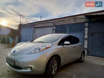 Авто Nissan Leaf 2015 № 7411879