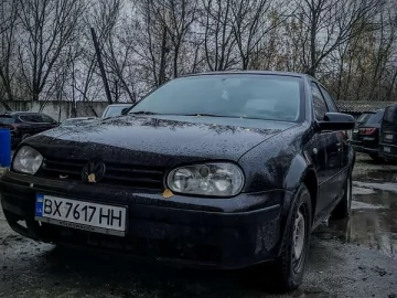 Авто Volkswagen Golf 2000 № 7412098