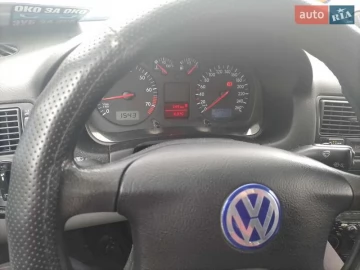 Авто Volkswagen Golf 2001 № 7412134