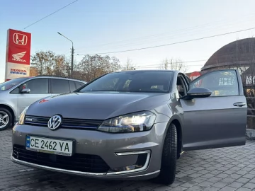 Авто Volkswagen E-Golf 2015 № 7412209