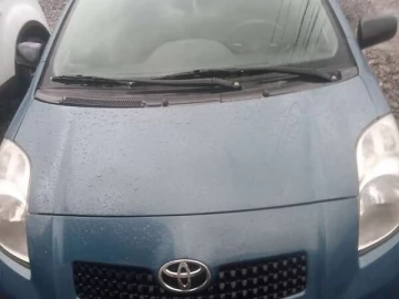 Авто Toyota Yaris 2006 № 7412624