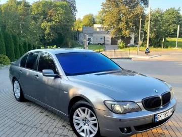 Авто BMW 7 Series 2005 № 7412773