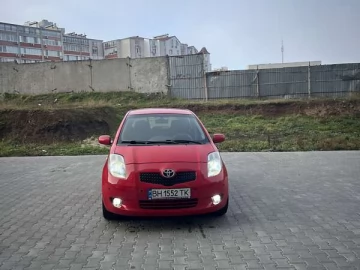 Авто Toyota Yaris 2006 № 7412879