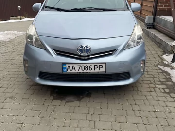 Авто Toyota Prius 2012 № 7412896