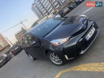 Авто Toyota Prius V 2016 № 7413337