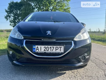 Авто Peugeot 208 2013 № 7413464